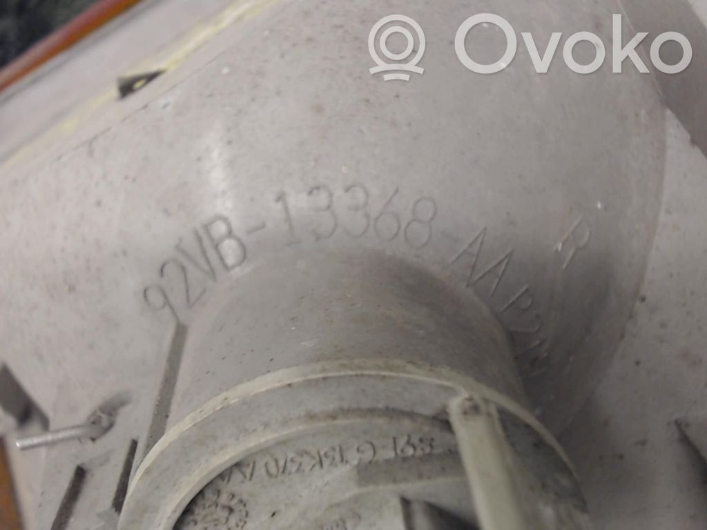 Front fender indicator light   92VB13368AA
