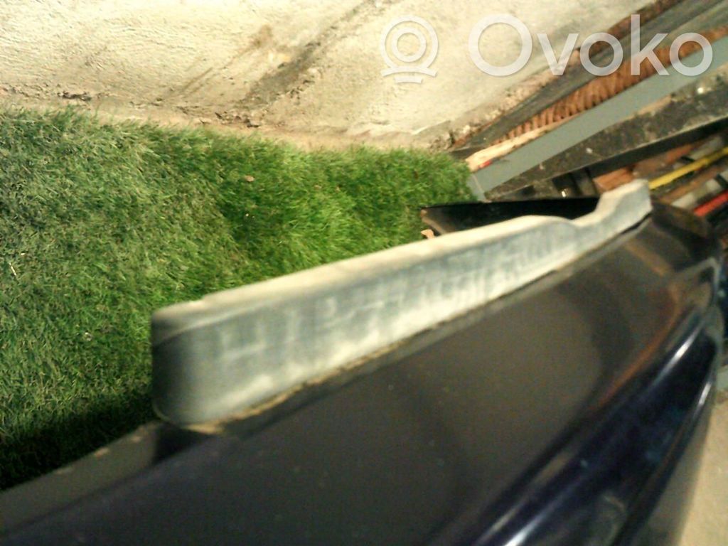 Volkswagen Golf III Parachoques 