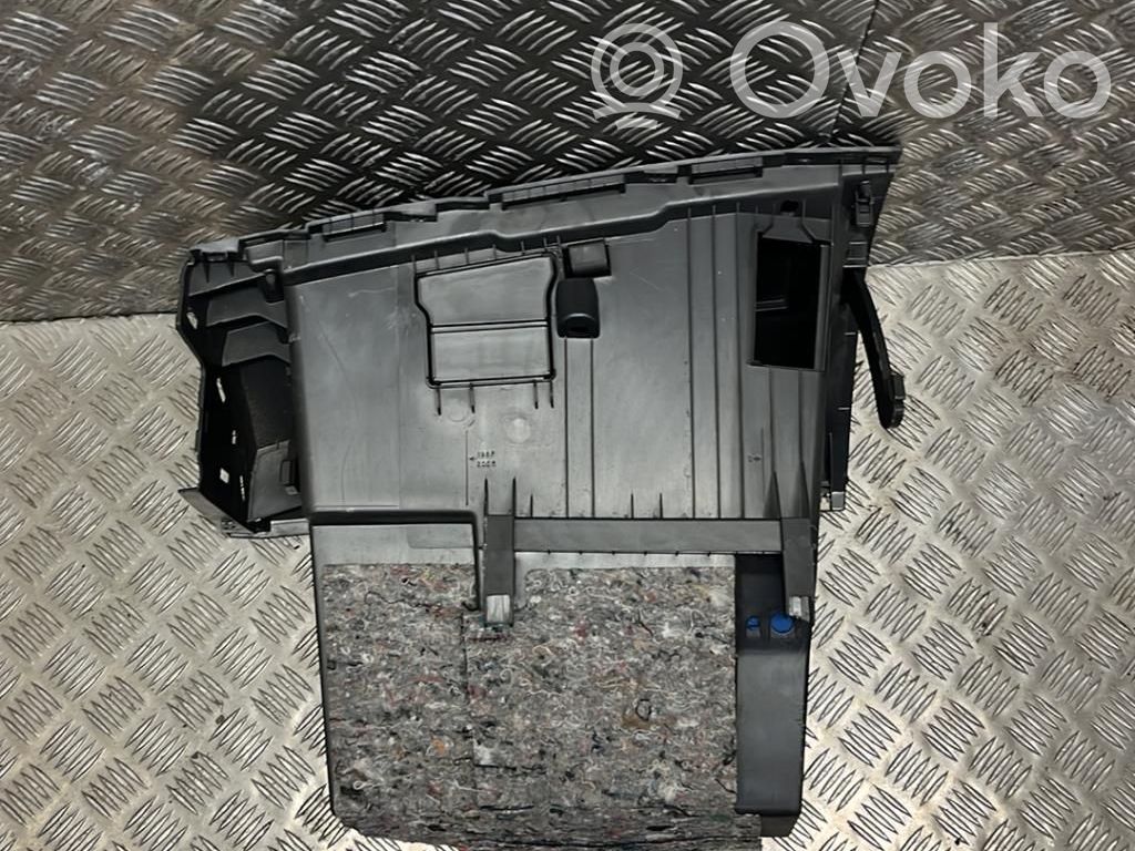 Renault Clio III Juego guantera 