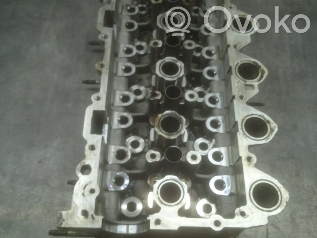 Culata del motor   00000200EH
