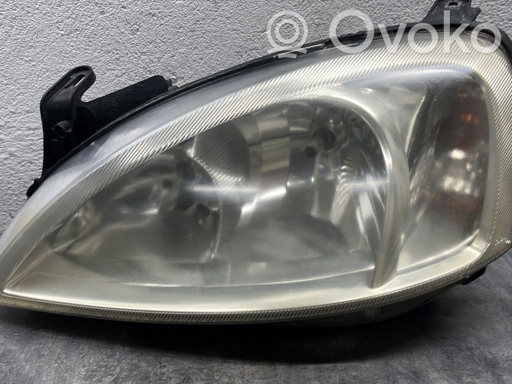 Opel Corsa C Priekinis žibintas 