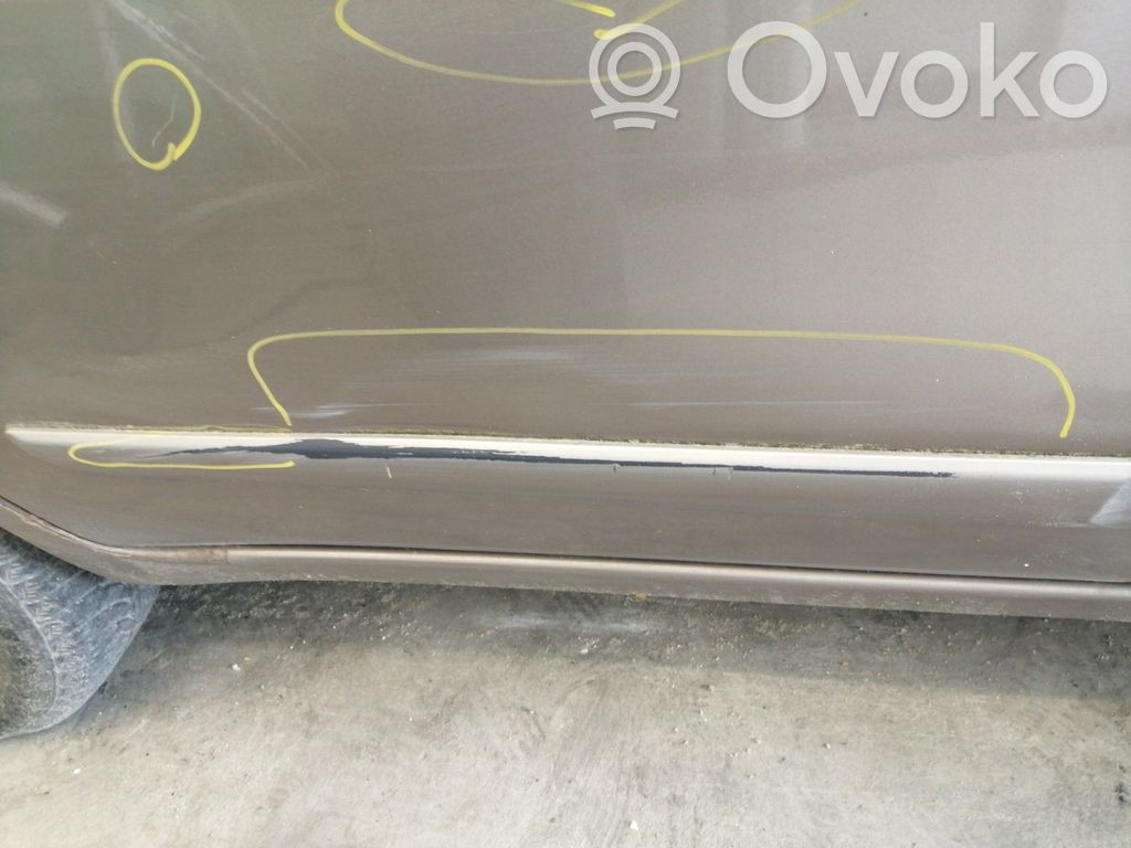 Nissan Note (E11) Galinės durys 