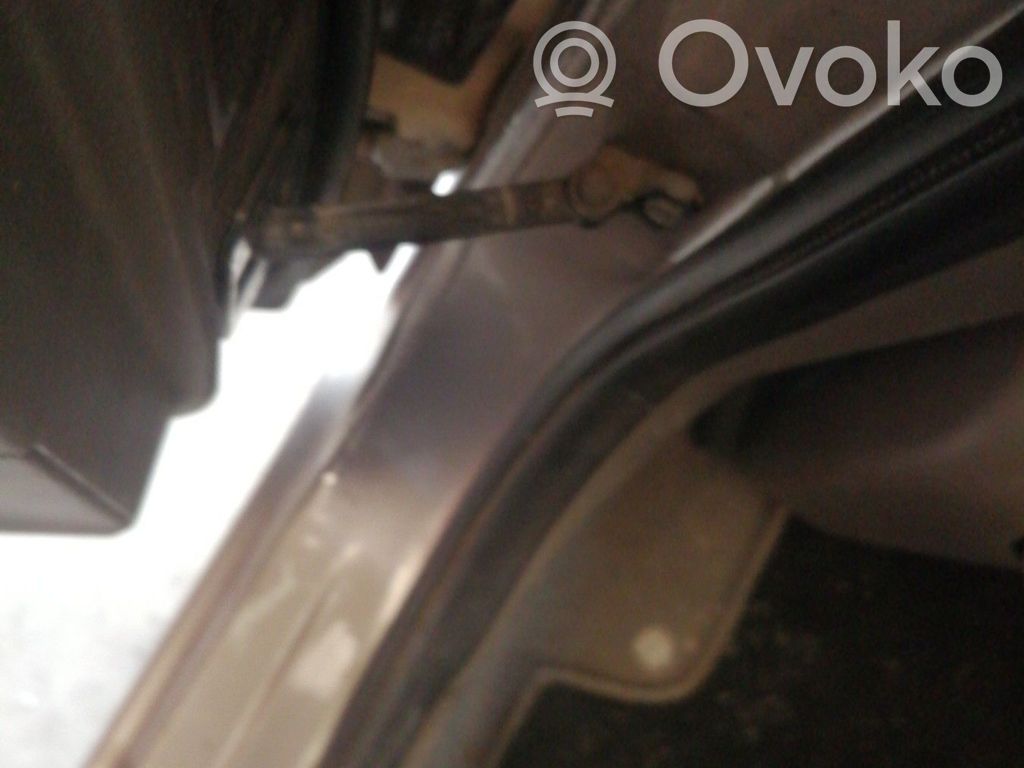 Nissan Note (E11) Ribotuvas galinių durų atvėrimo 