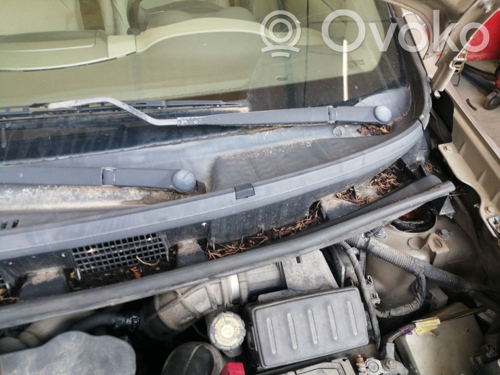 Nissan Note (E11) Valytuvų varikliukas 