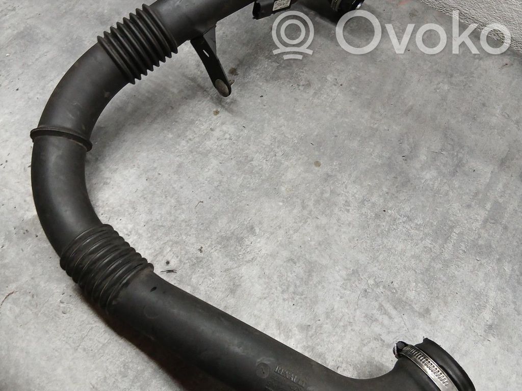 Opel Vivaro Rura / Wąż dolotowy powietrza turbiny 