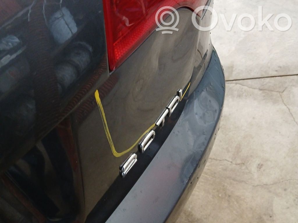 Audi A4 S4 B7 8E 8H Aizmugurējais pārsegs (bagāžnieks) 