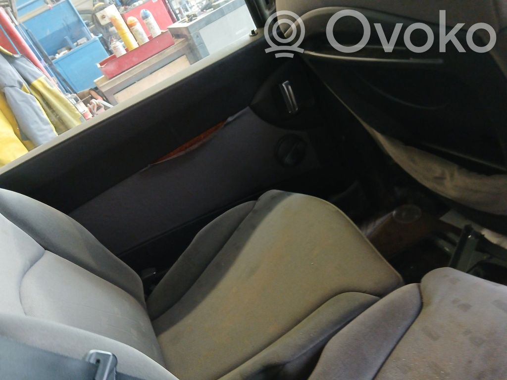 Peugeot 807 Regulador manual de la ventanilla trasera 