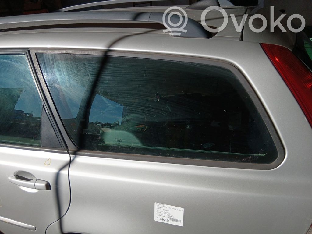 Volvo V50 Rear side window 
