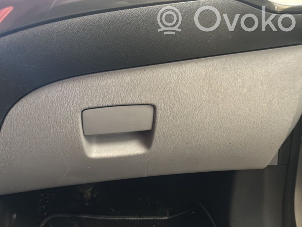 Opel Corsa E Juego guantera 