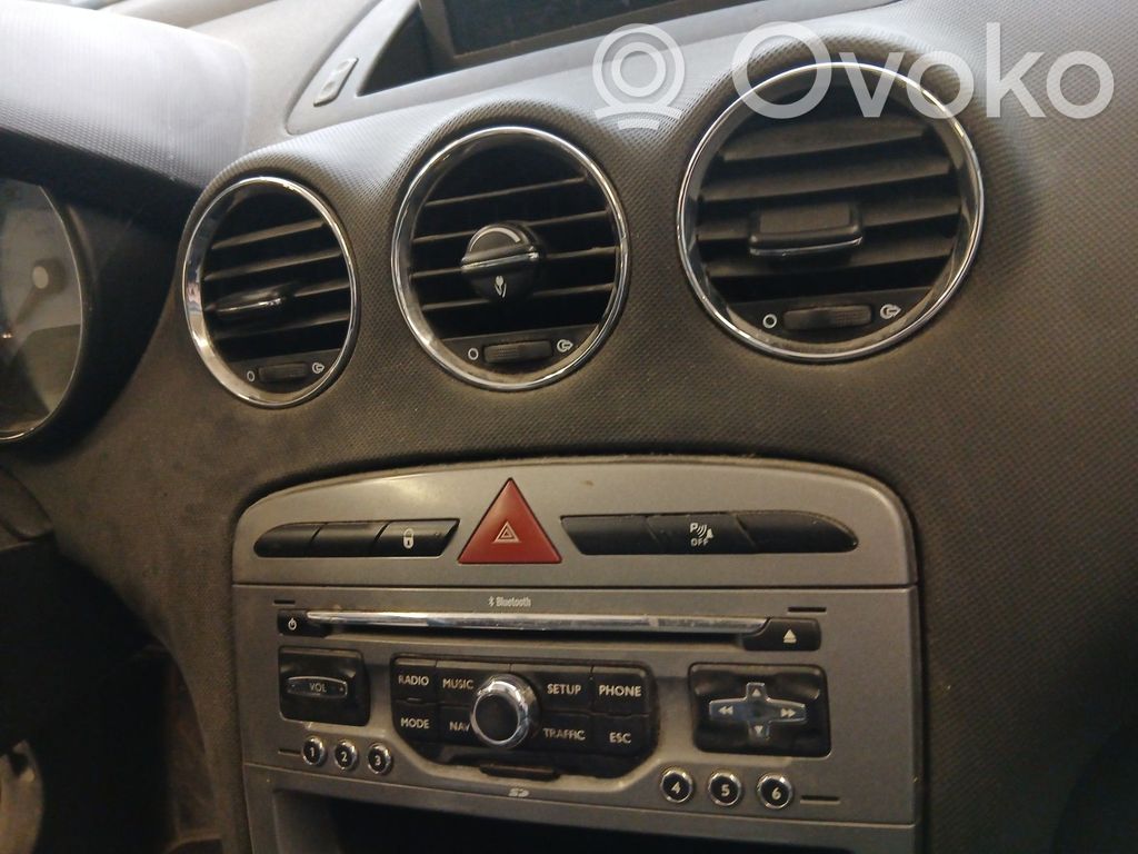 Peugeot 308 Przycisk świateł awaryjnych 