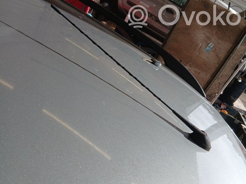 Suzuki SX4 Radion antenni 