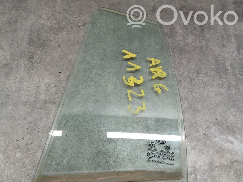 KIA Picanto Ventanilla de ventilación de la puerta trasera 