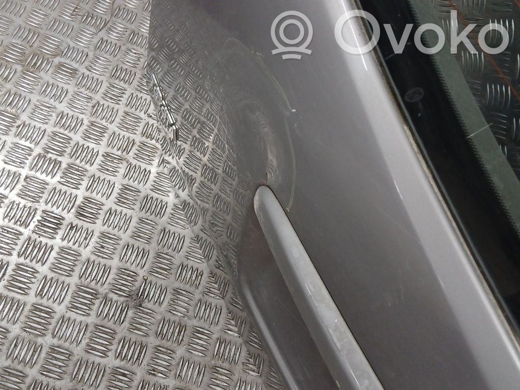 Toyota Corolla Verso E121 Puerta del maletero/compartimento de carga 