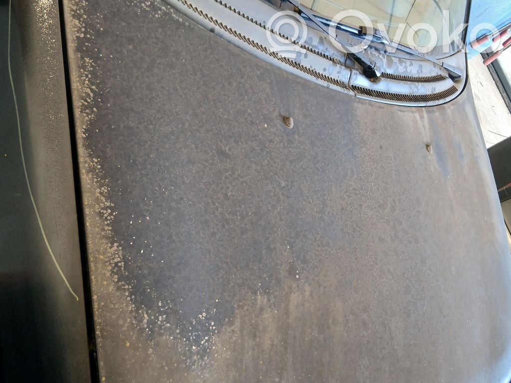 Opel Corsa B Konepelti 