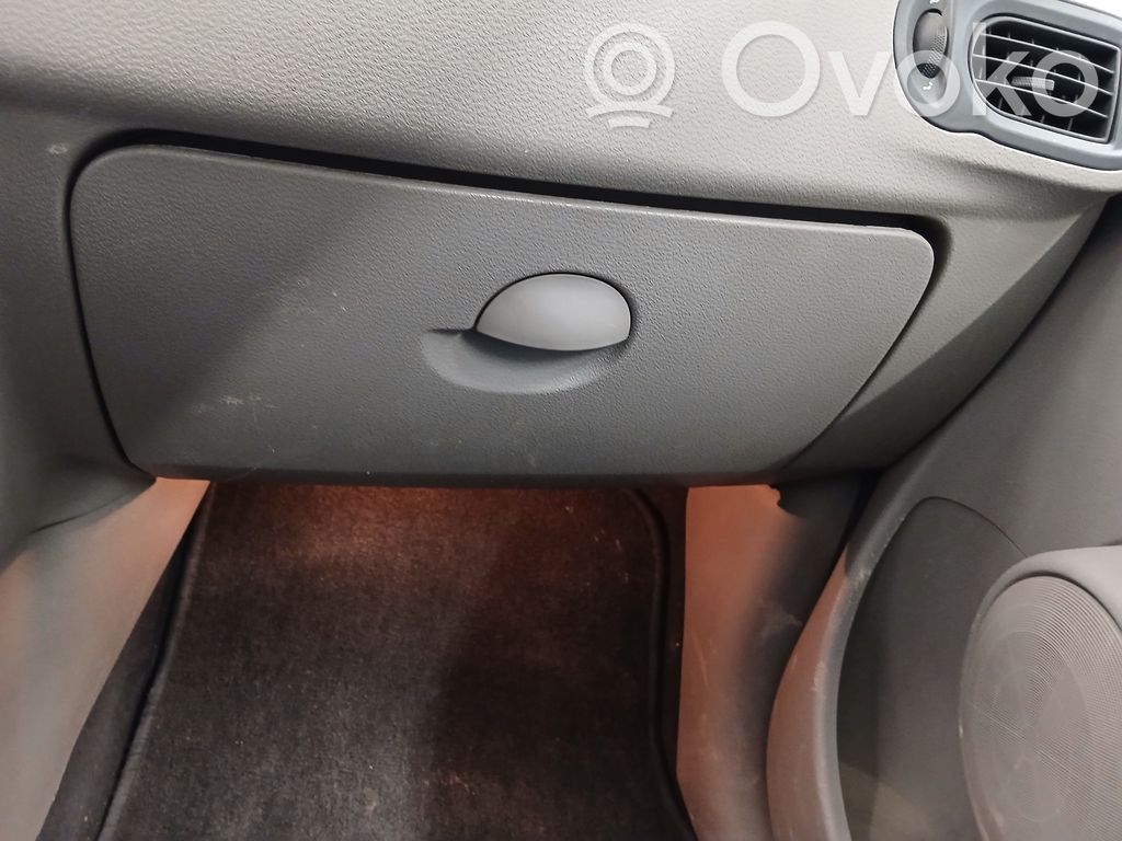 Glove box set   7701067708
