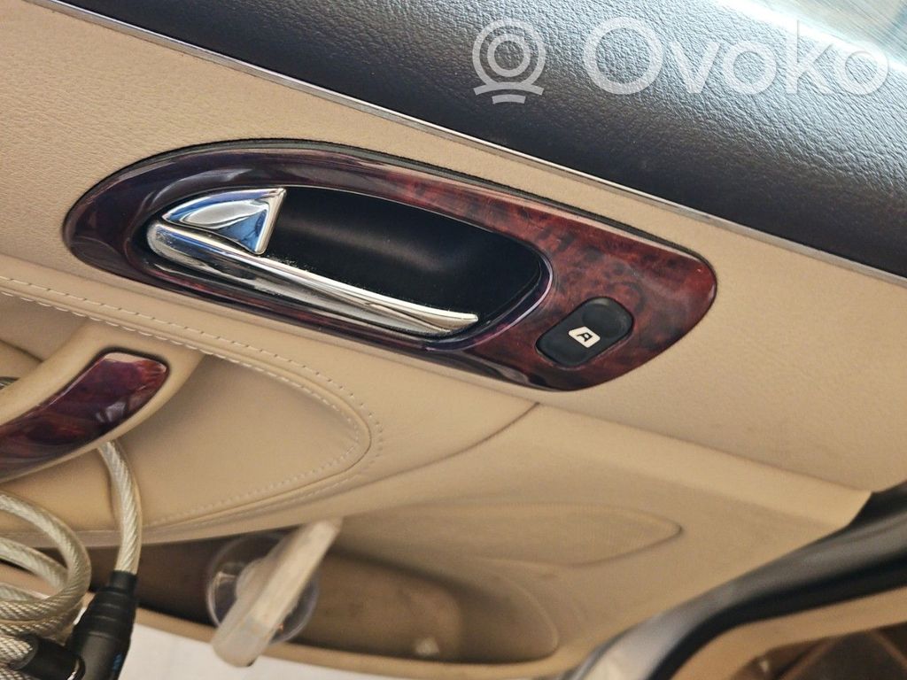 Peugeot 607 Electric window control switch 