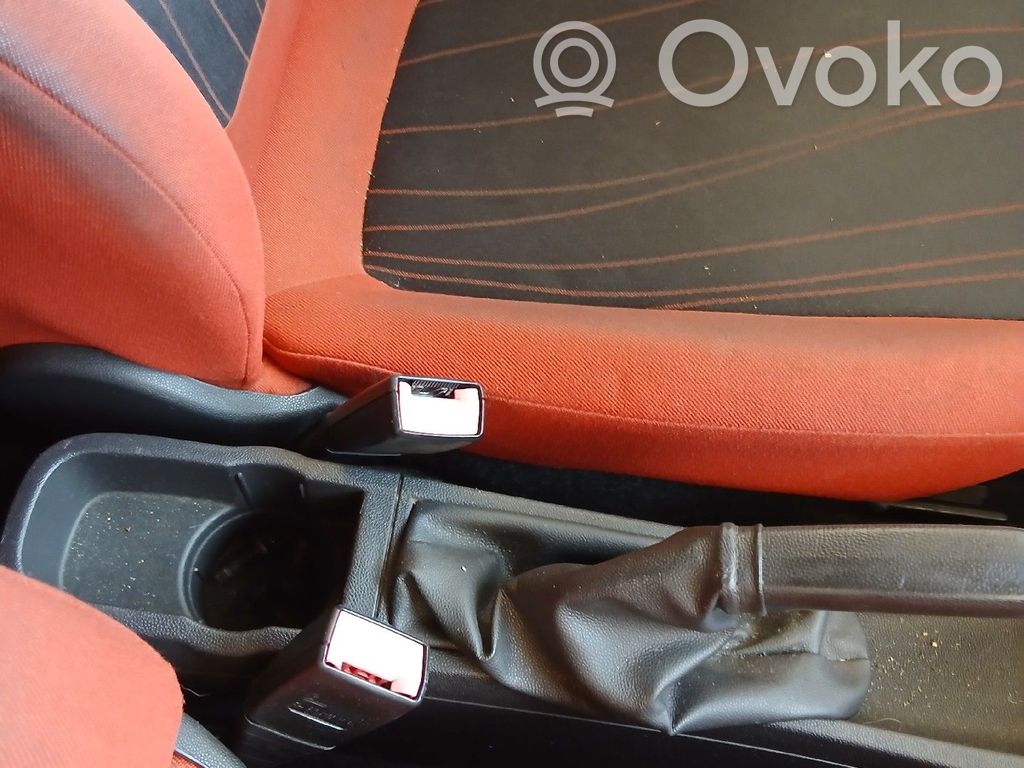 Opel Corsa D Hebilla del cinturón delantero 