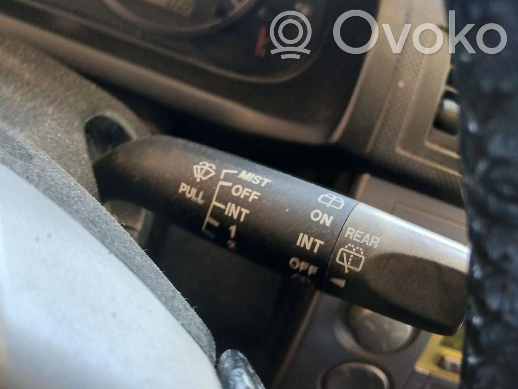 Mazda 2 Pyyhkijän vipu 