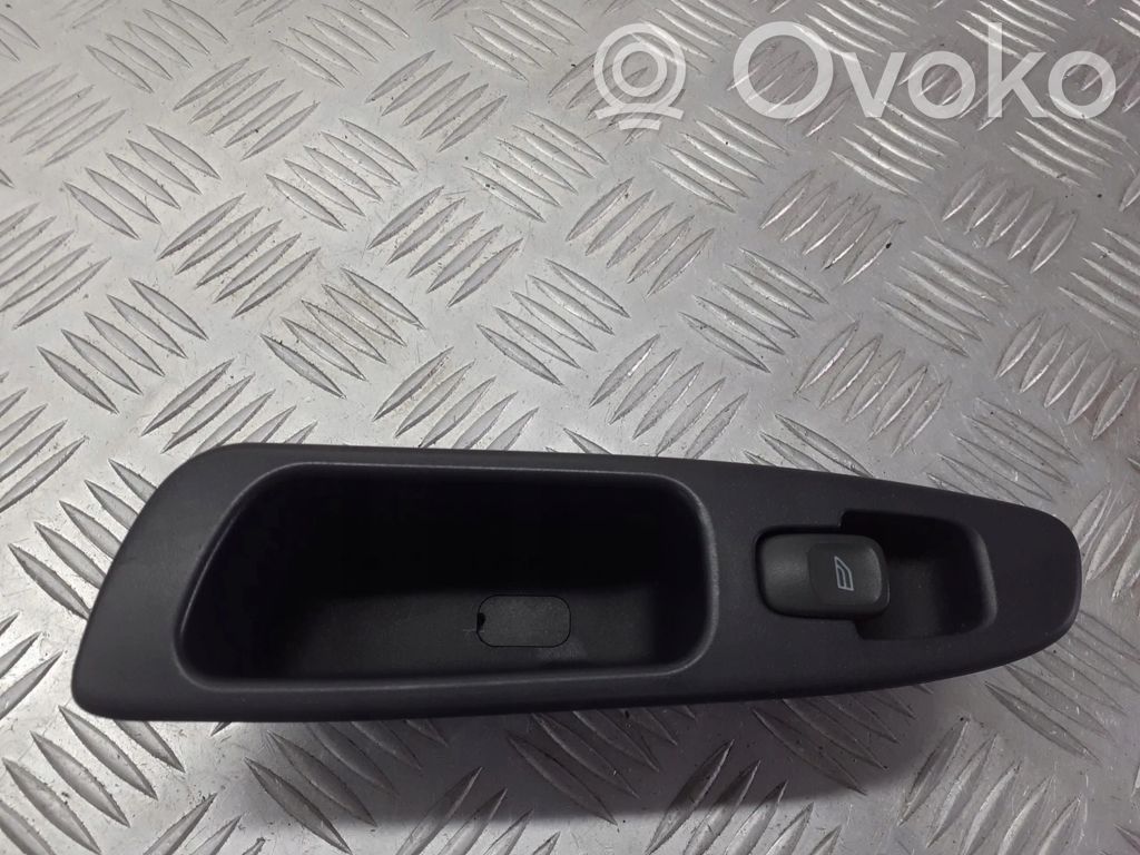 Volvo S40 Quarter vent window switch 
