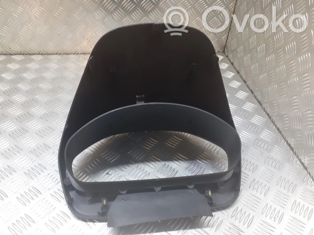 Mitsubishi Space Star Отделка рулевой оси 