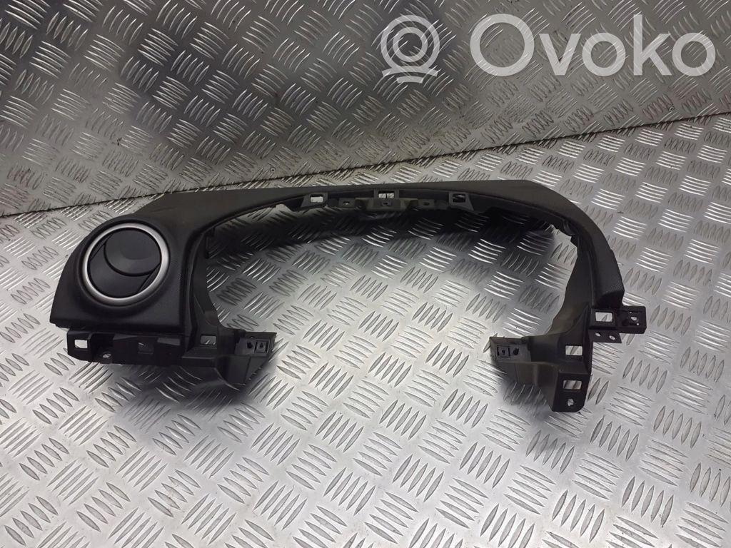 Mazda 3 I Steering wheel column trim 