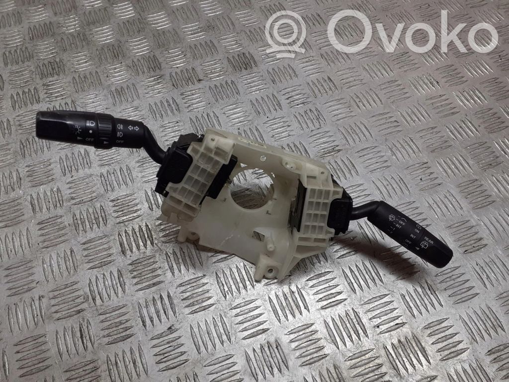 Headlight wiper switch   BS3M17G057