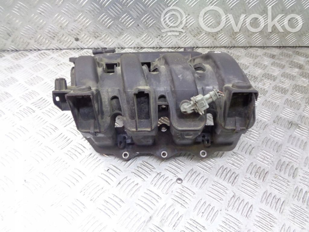 Renault Clio II Kolektorius įsiurbimo 