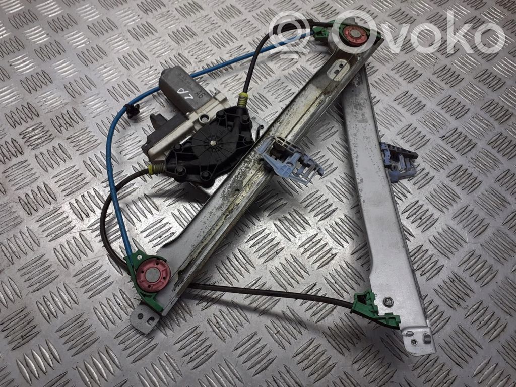 Citroen C2 Elektryczny podnośnik szyby drzwi przednich 