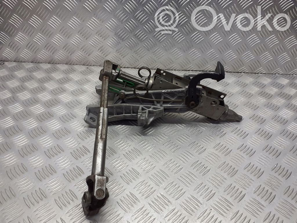 Volvo V50 Columna de dirección trasera 