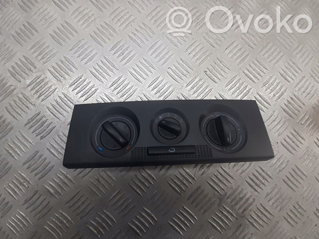 Skoda Fabia Mk1 (6Y) Comutator control ventilator interior 