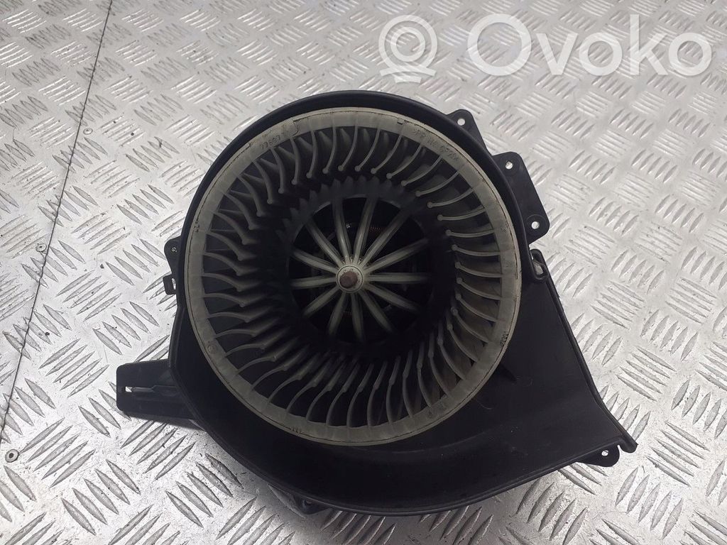 Skoda Fabia Mk1 (6Y) Motore per ventilatore porta anteriore 