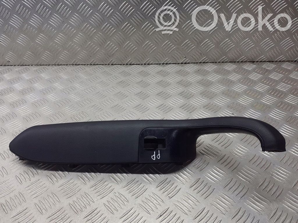 Audi A4 S4 B6 8E 8H Poignée intérieure de porte avant