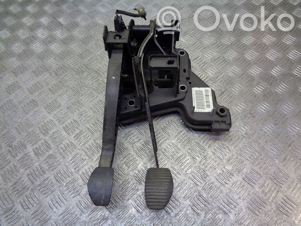 Assemblage pédale   9660180680