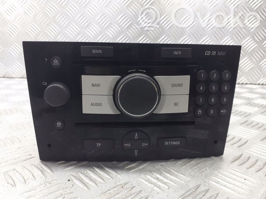 Opel Astra H Panel / Radioodtwarzacz CD/DVD/GPS 