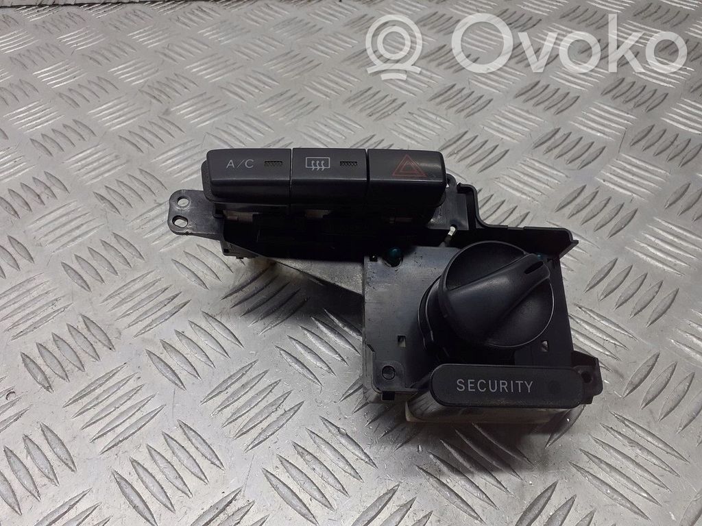 Toyota Yaris Comutator control ventilator interior 