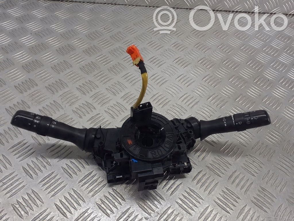 Toyota Auris 150 Interruptor del limpiafaros 