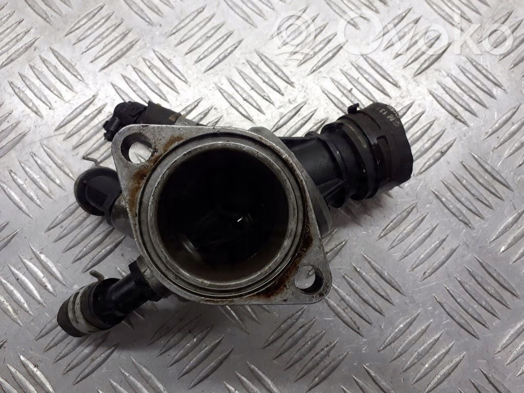 Termostat/carcasă termostat   V705588