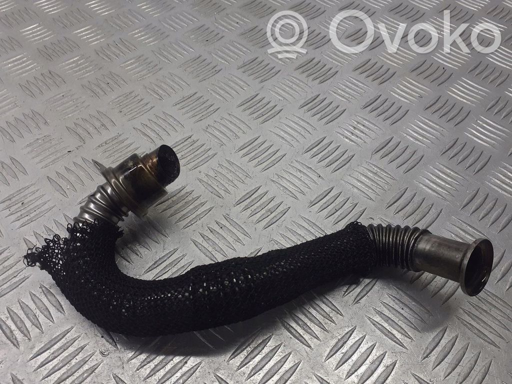 Peugeot 407 Tuyau de raccordement solide EGR