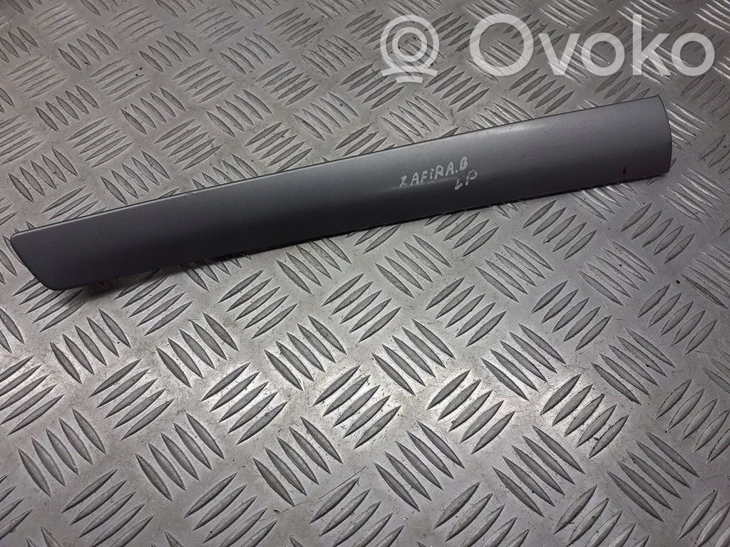 Opel Zafira B Listwa drzwi
