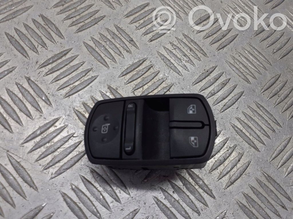 Opel Corsa D Moldura del interruptor de la ventana de la puerta delantera 