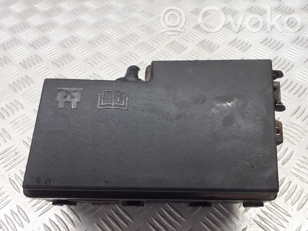 Ford Focus Coperchio scatola dei fusibili