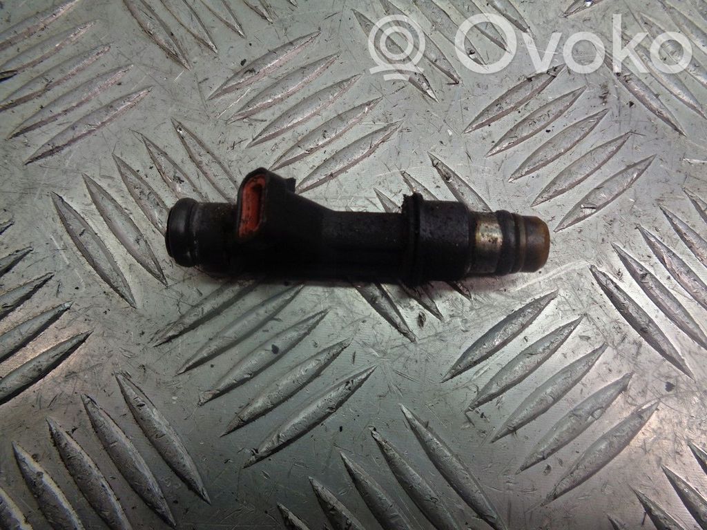 Daewoo Tacuma Juego de inyectores de combustible 