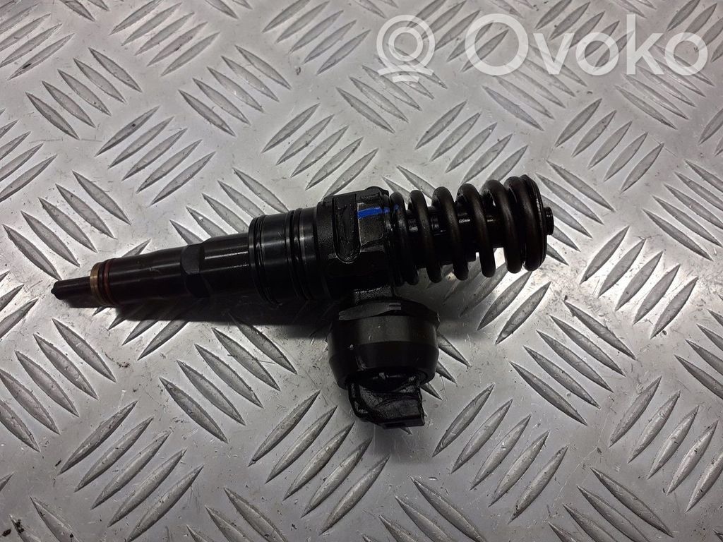Volkswagen Polo IV 9N3 Set injectoare combustibil 