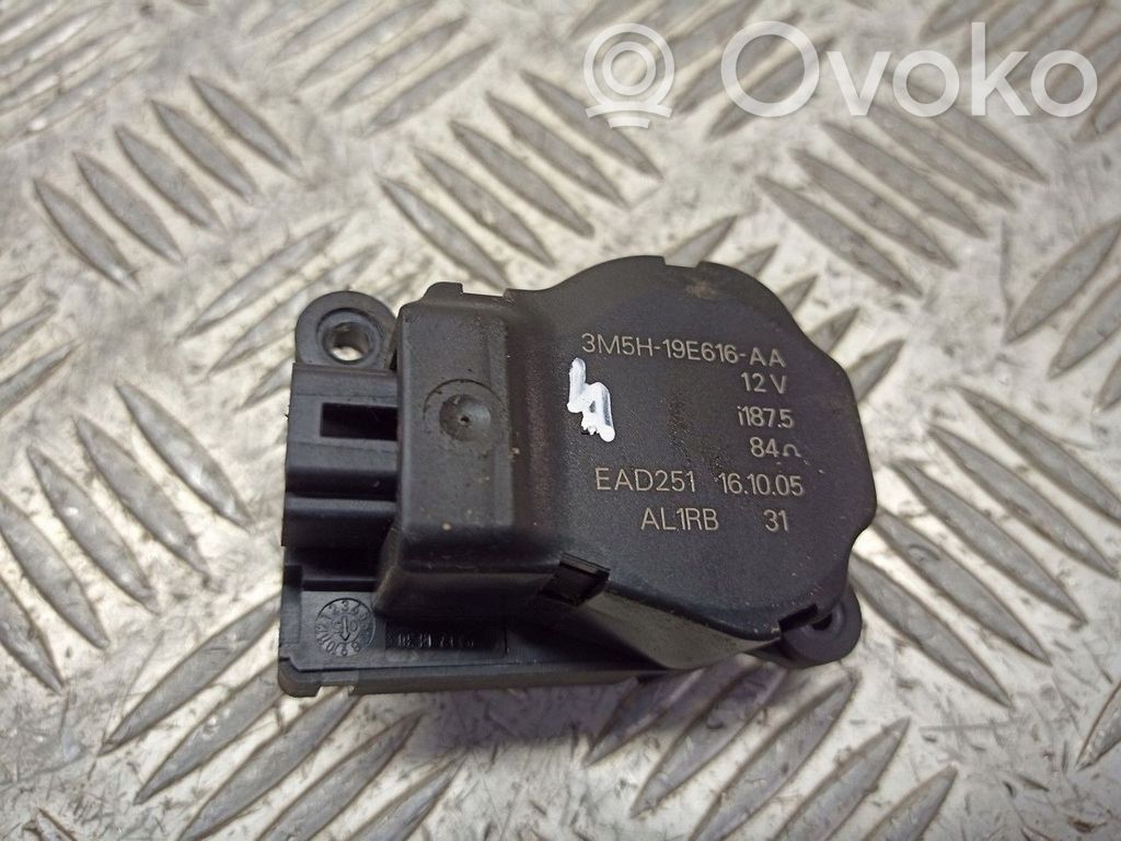 Actuator/motor clapetă debit aer A/C   3M5H19E616AA