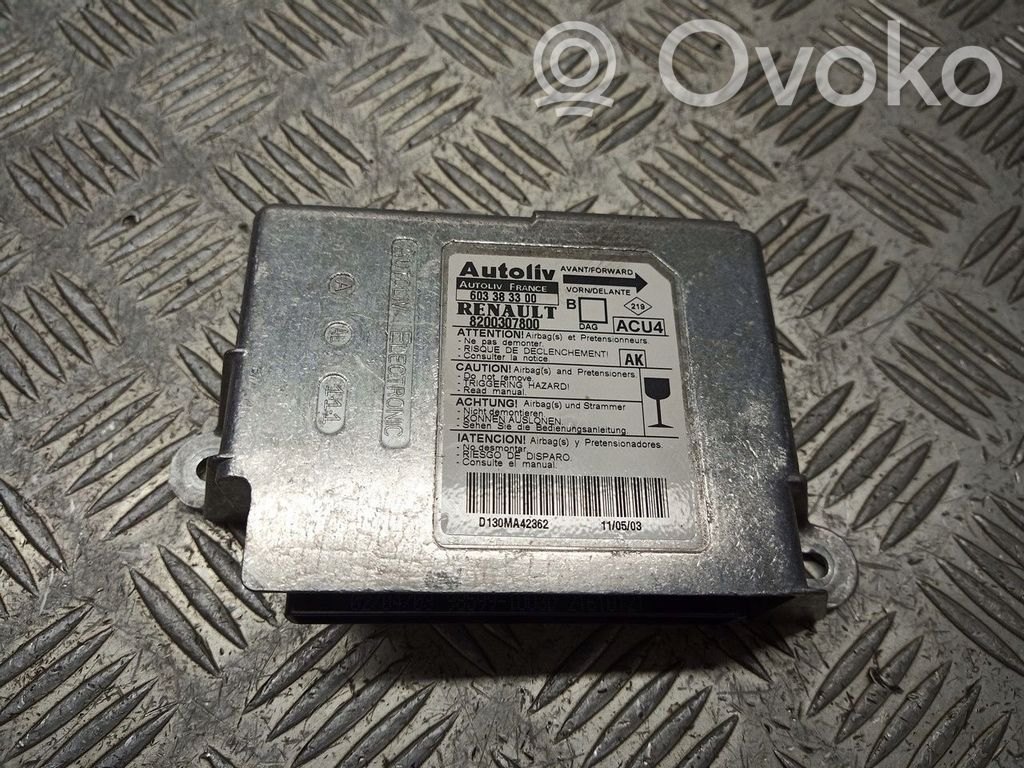 Renault Megane II Unitate/modul de comandă airbaguri 