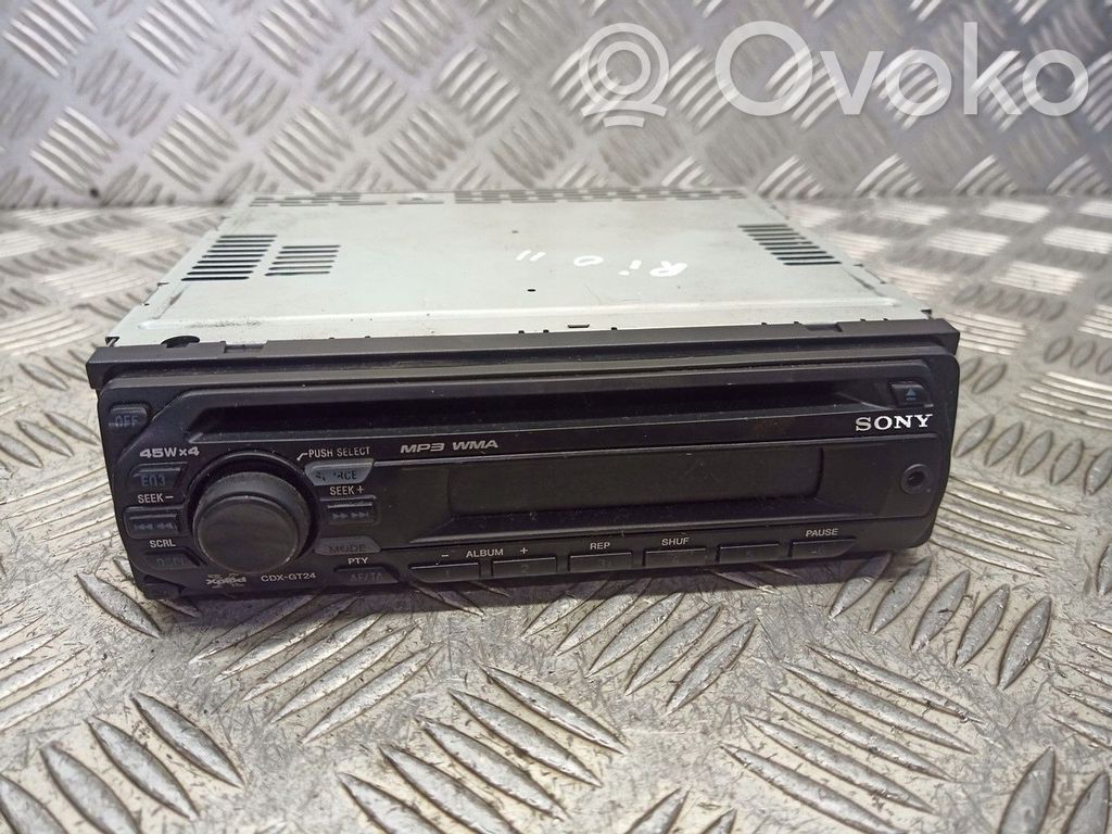 KIA Rio Radio / CD-Player / DVD-Player / Navigation 