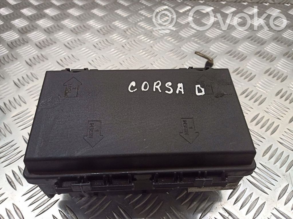 Opel Corsa D Capac cutie siguranțe 