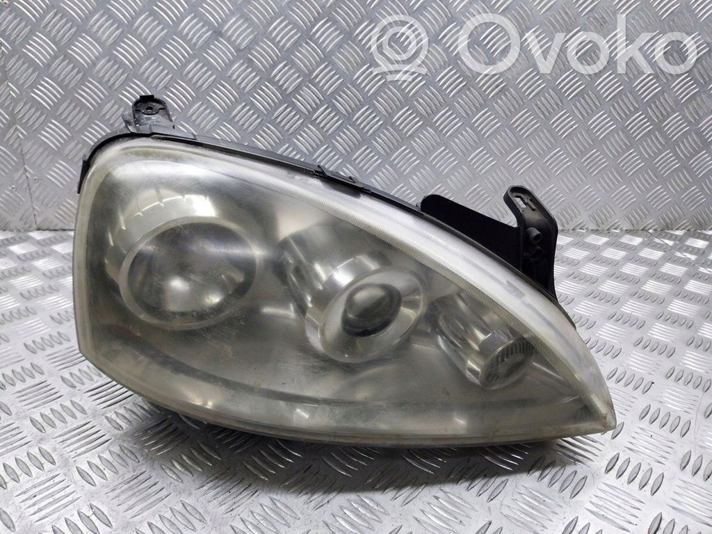 Opel Corsa C Phare frontale 