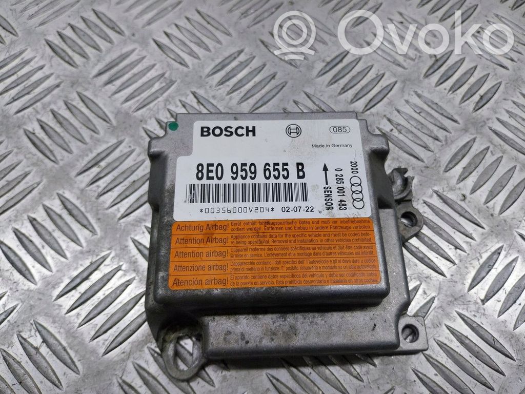 Module de contrôle airbag   8E0959655B