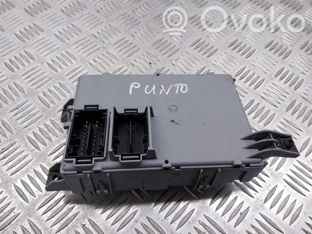 Fiat Grande Punto Coperchio scatola dei fusibili
